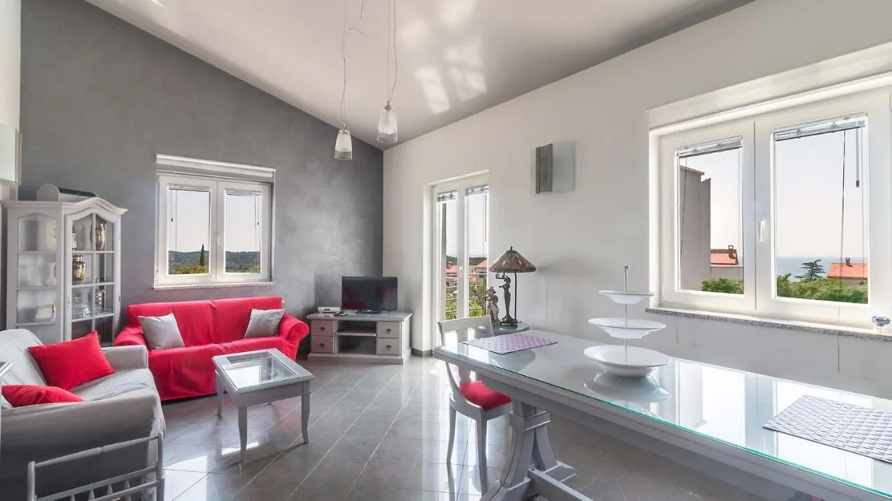 Luxury Villa Nicol With Pool And Sea View 300M From The Beach Pula
