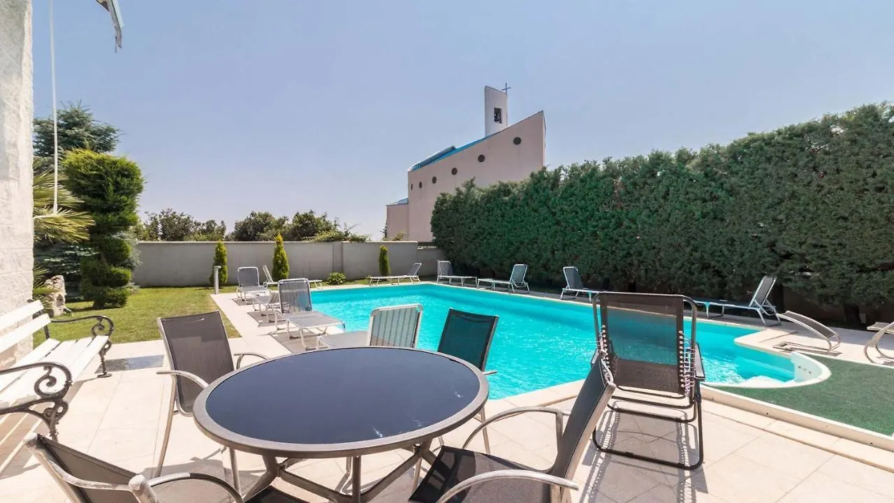 Luxury Villa Nicol With Pool And Sea View 300M From The Beach Pula