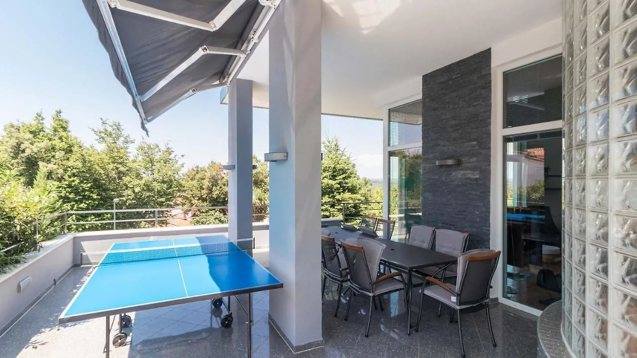 Luxury Villa Nicol With Pool And Sea View 300M From The Beach Pula