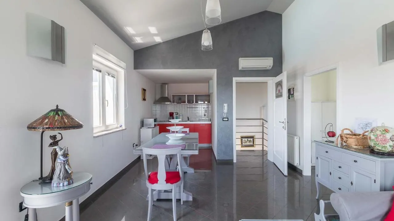 Luxury Villa Nicol With Pool And Sea View 300M From The Beach Pula 0*,  Croatia