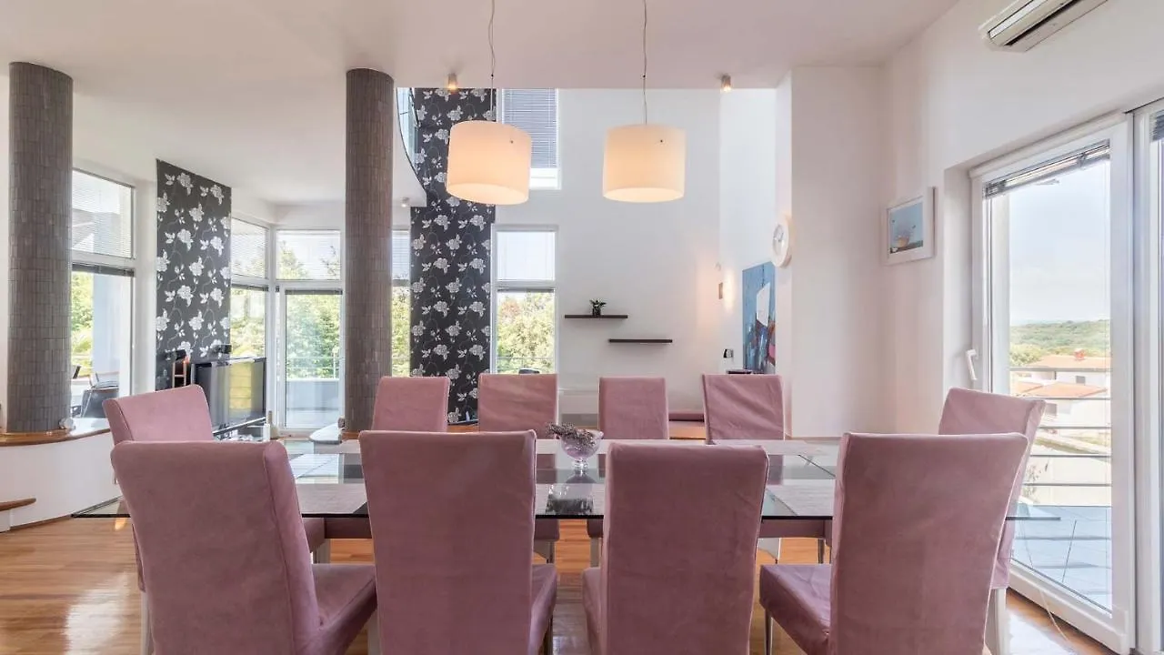Luxury Villa Nicol With Pool And Sea View 300M From The Beach Pula Croatia